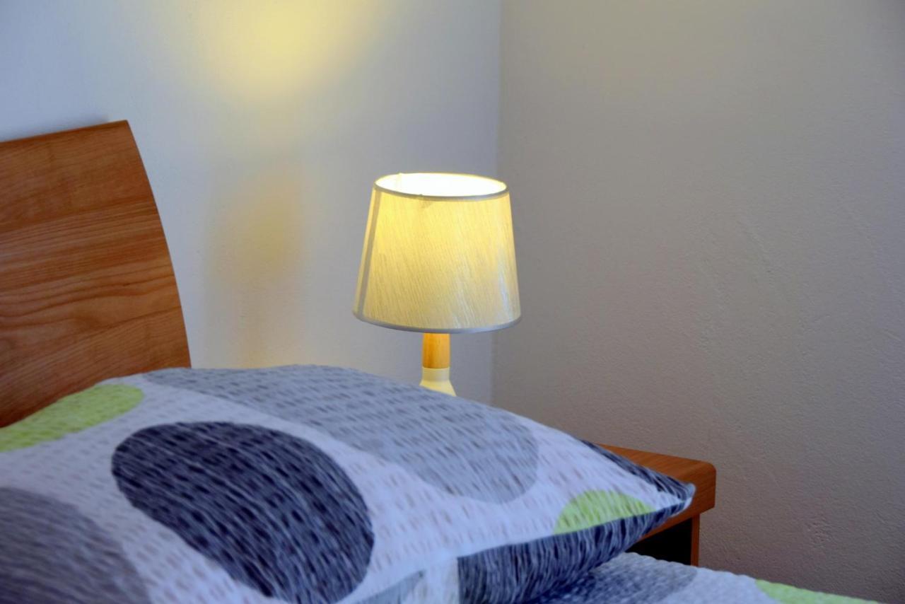 James Bond Apartments Palit Екстер'єр фото